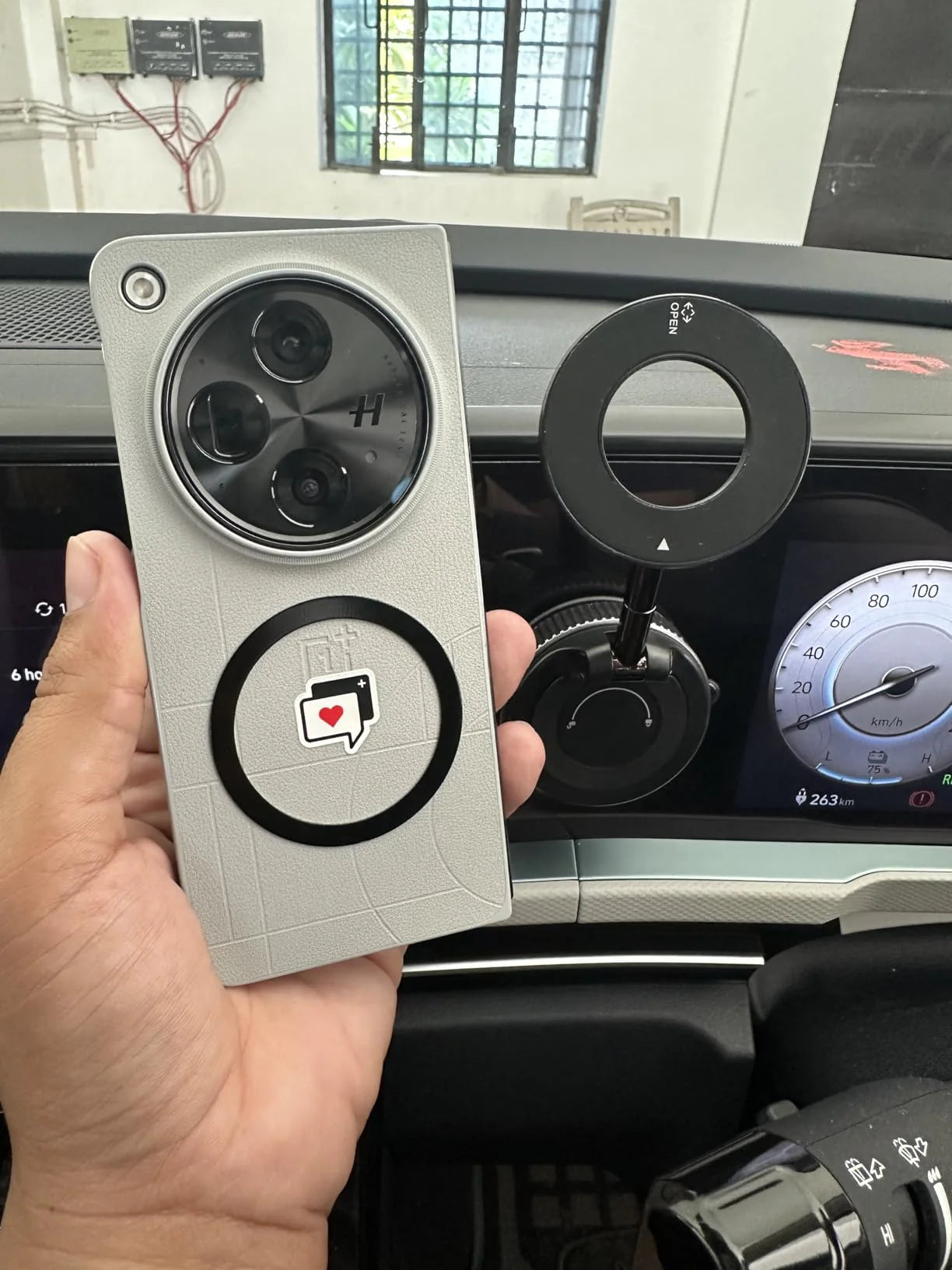 MagPro 360° Phone Holder